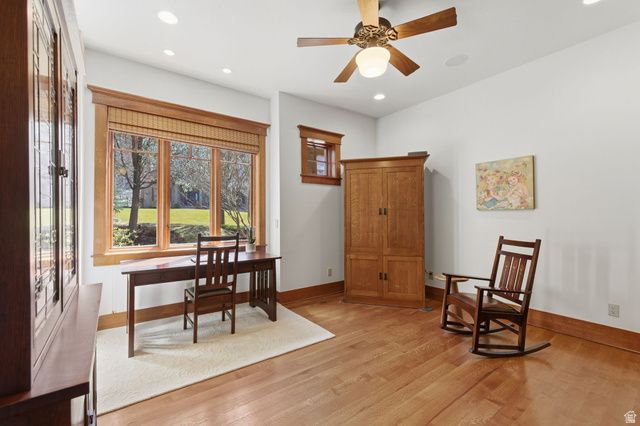 16 SNOW FOREST LN, Sandy, UT 84092