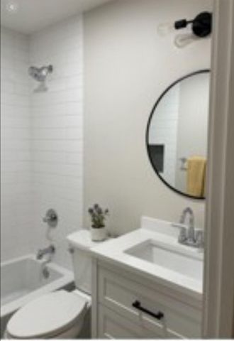 3224 Timmons Lane 143, Houston, TX 77027