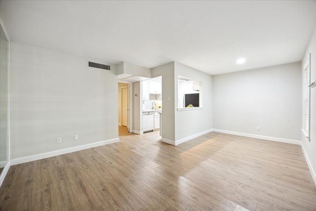 3224 Timmons Lane 143, Houston, TX 77027