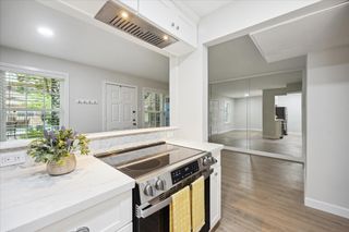 3224 Timmons Lane 143, Houston, TX 77027