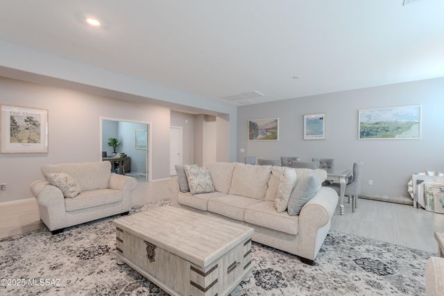 10245 S Wheel Spoke Lane, Vail, AZ 85641