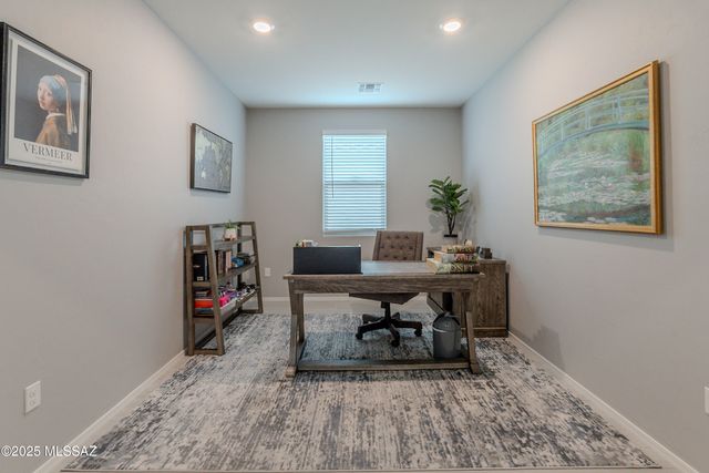 10245 S Wheel Spoke Lane, Vail, AZ 85641