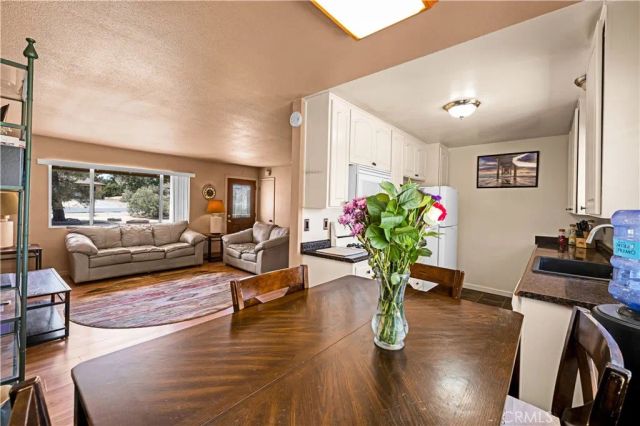 7817 Valley Vista Avenue, Yucca Valley, CA 92284