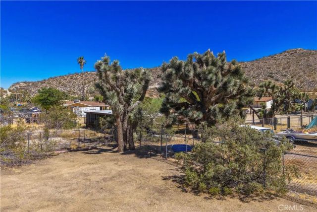 7817 Valley Vista Avenue, Yucca Valley, CA 92284