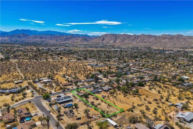 7817 Valley Vista Avenue, Yucca Valley, CA 92284