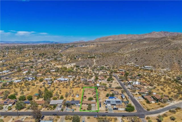 7817 Valley Vista Avenue, Yucca Valley, CA 92284