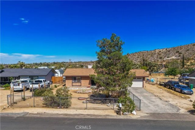 7817 Valley Vista Avenue, Yucca Valley, CA 92284