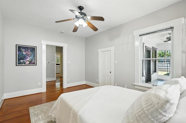 726 Haines Avenue, Dallas, TX 75208