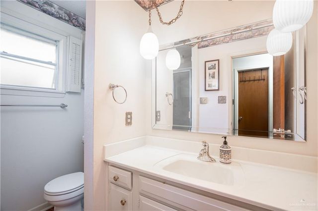 501 W Esperanza Avenue, Mcallen, TX 78501