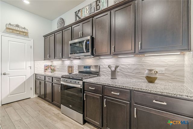 138 Harborside Drive 101, San Marcos, TX 78666