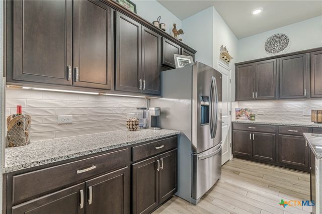 138 Harborside Drive 101, San Marcos, TX 78666