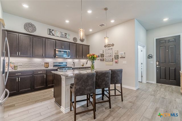 138 Harborside Drive 101, San Marcos, TX 78666