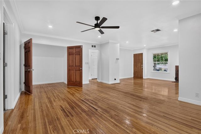 10343 Memory Park, San Fernando, CA 91345
