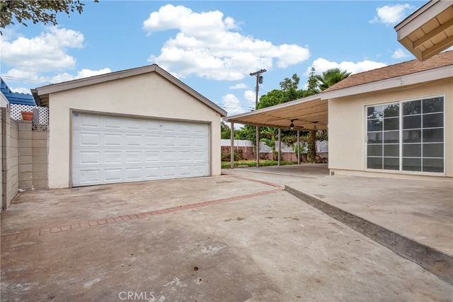 10343 Memory Park, San Fernando, CA 91345