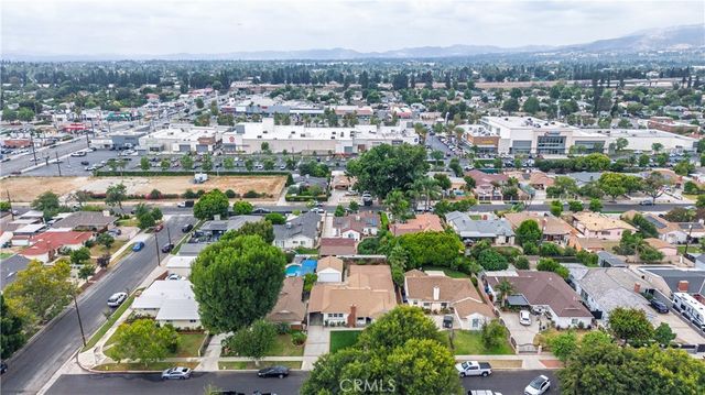 10343 Memory Park, San Fernando, CA 91345