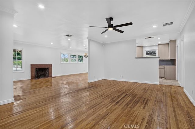 10343 Memory Park, San Fernando, CA 91345