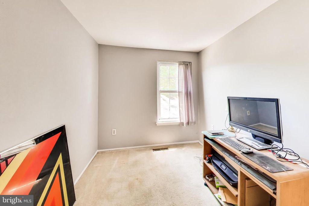 Image 13 of property listing at 2318 MITCHELLVILLE RD, Bowie, MD 20716