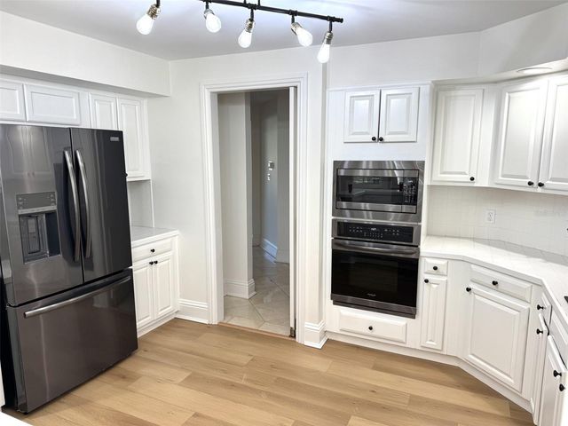 147 S INTERLACHEN AVENUE 202, Winter Park, FL 32789