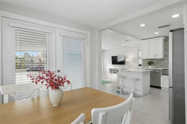 6531 2ND AVENUE S, St Petersburg, FL 33707