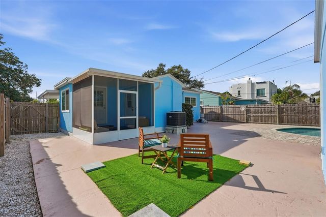 6531 2ND AVENUE S, St Petersburg, FL 33707