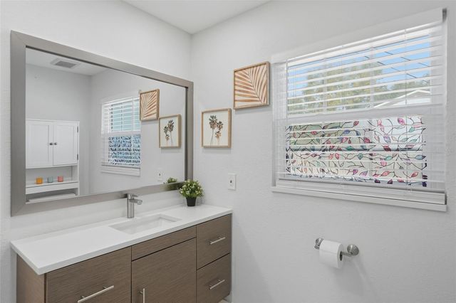 6531 2ND AVENUE S, St Petersburg, FL 33707