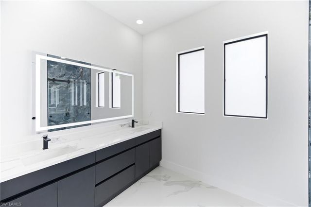 1013 Anson AVE, Lehigh Acres, FL 33971