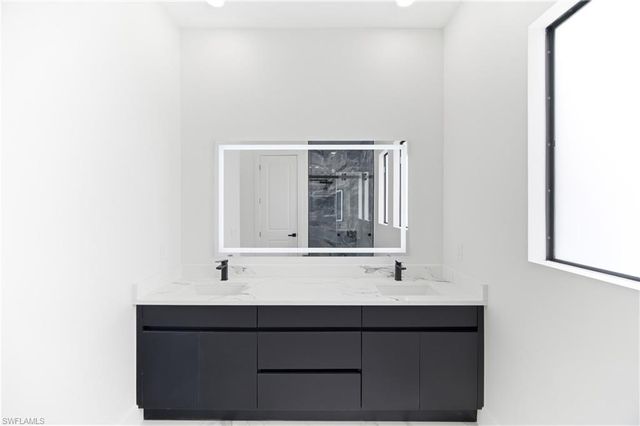 1013 Anson AVE, Lehigh Acres, FL 33971