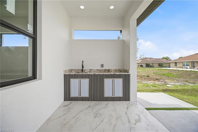 1013 Anson AVE, Lehigh Acres, FL 33971