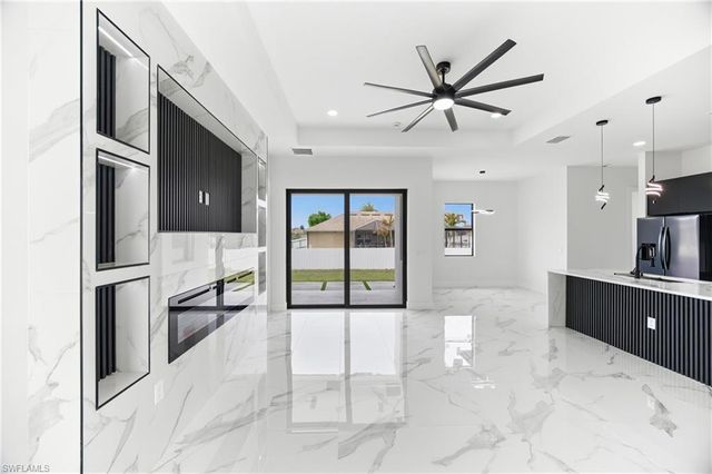 1013 Anson AVE, Lehigh Acres, FL 33971