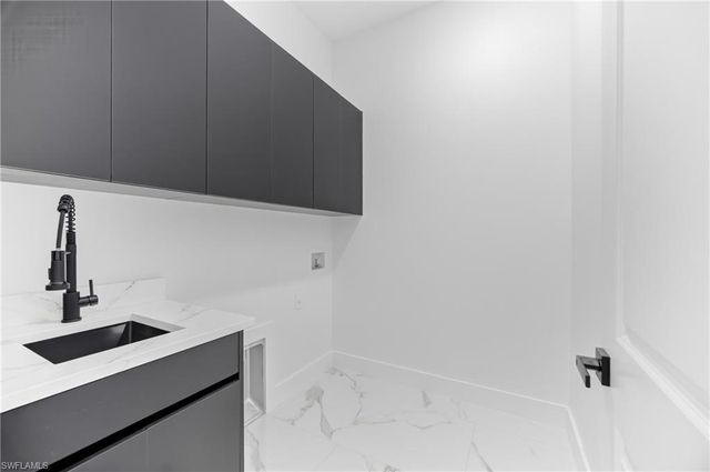 1013 Anson AVE, Lehigh Acres, FL 33971