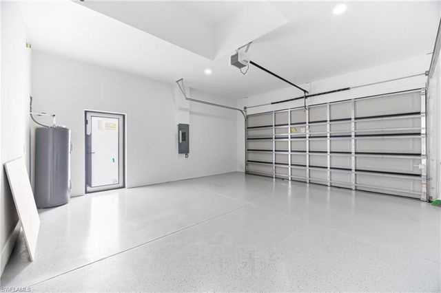 1013 Anson AVE, Lehigh Acres, FL 33971