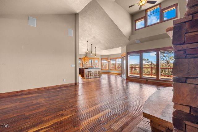 16030 SW Canyon View Place, Terrebonne, OR 97760