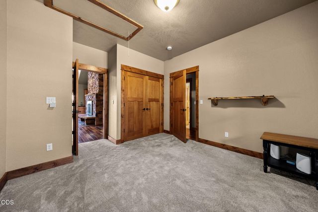 16030 SW Canyon View Place, Terrebonne, OR 97760