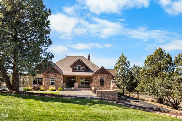 16030 SW Canyon View Place, Terrebonne, OR 97760