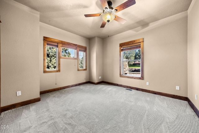 16030 SW Canyon View Place, Terrebonne, OR 97760