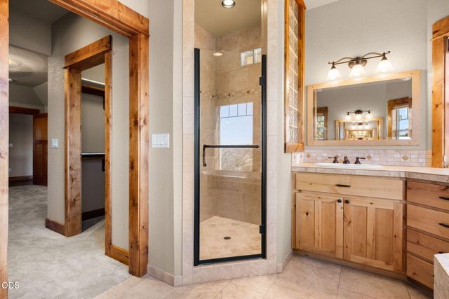 16030 SW Canyon View Place, Terrebonne, OR 97760