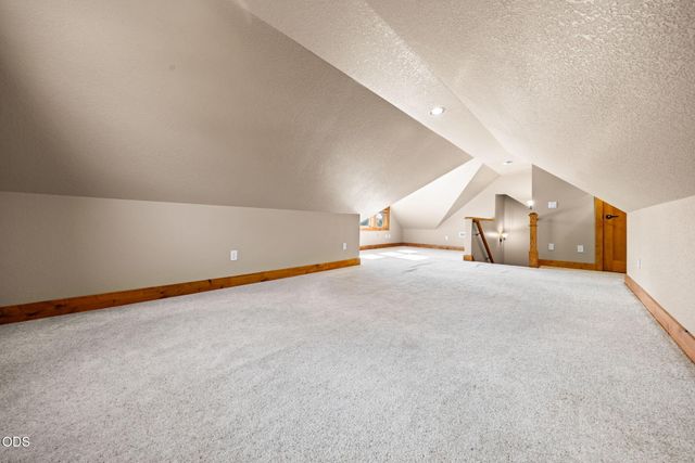 16030 SW Canyon View Place, Terrebonne, OR 97760