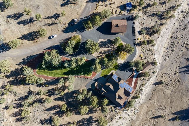 16030 SW Canyon View Place, Terrebonne, OR 97760