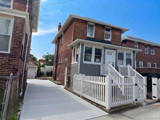 2431 Deerfield Road, Far Rockaway, NY 11691