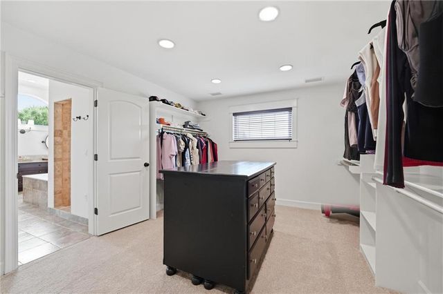16199 Overbrook Lane, Stilwell, KS 66085