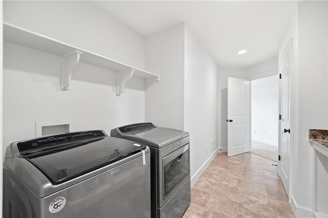 16199 Overbrook Lane, Stilwell, KS 66085