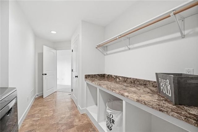 16199 Overbrook Lane, Stilwell, KS 66085
