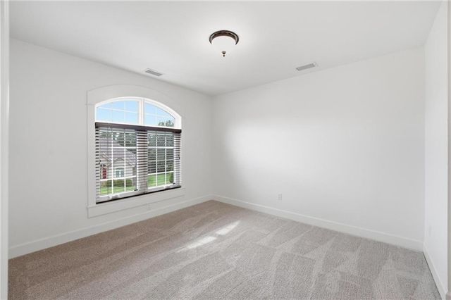 16199 Overbrook Lane, Stilwell, KS 66085