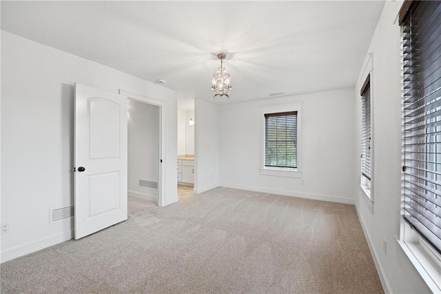16199 Overbrook Lane, Stilwell, KS 66085