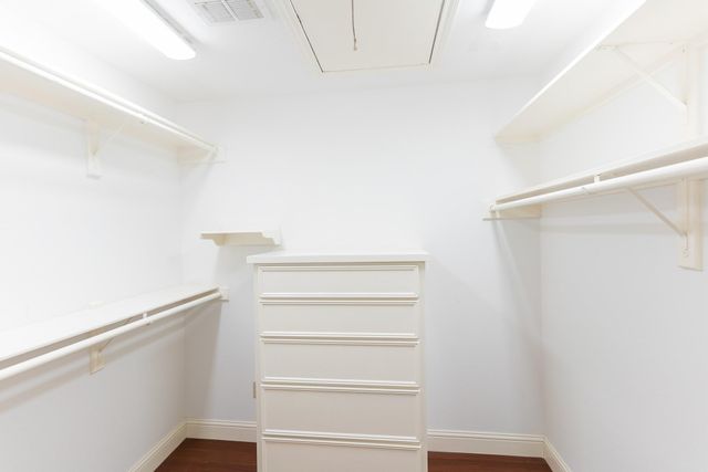 8800 Woodway Drive 10, Houston, TX 77063