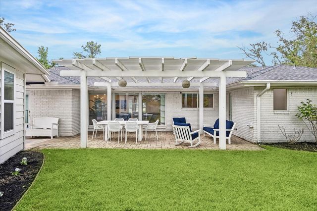 1031 Chamboard Lane, Houston, TX 77018