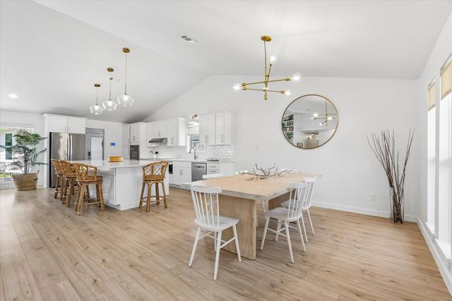 1031 Chamboard Lane, Houston, TX 77018