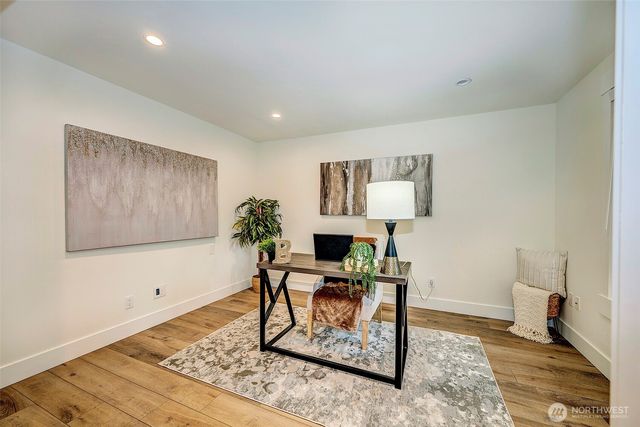 13702 173rd Place NE, Redmond, WA 98052