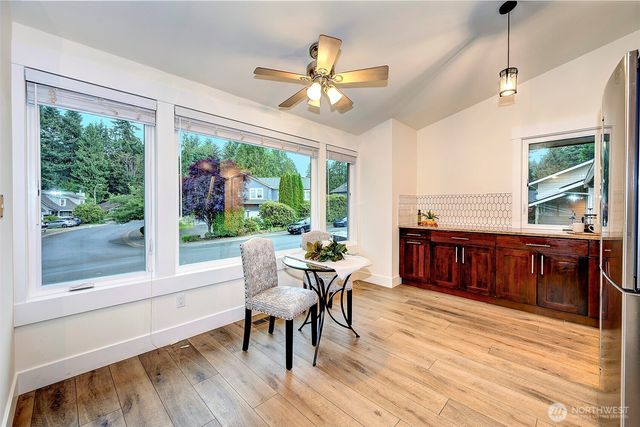 13702 173rd Place NE, Redmond, WA 98052