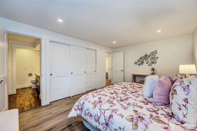 13702 173rd Place NE, Redmond, WA 98052